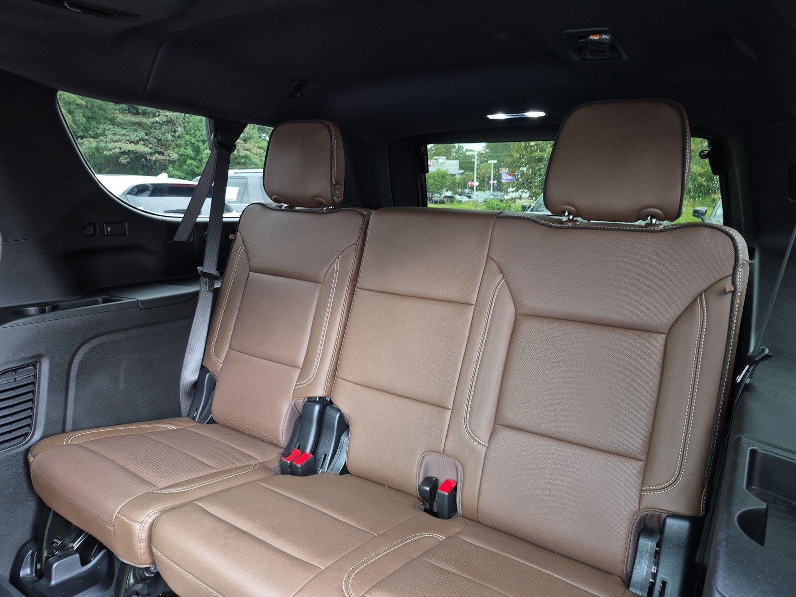 Used 2025 Sterling Gray Metallic Chevrolet High Country image 33