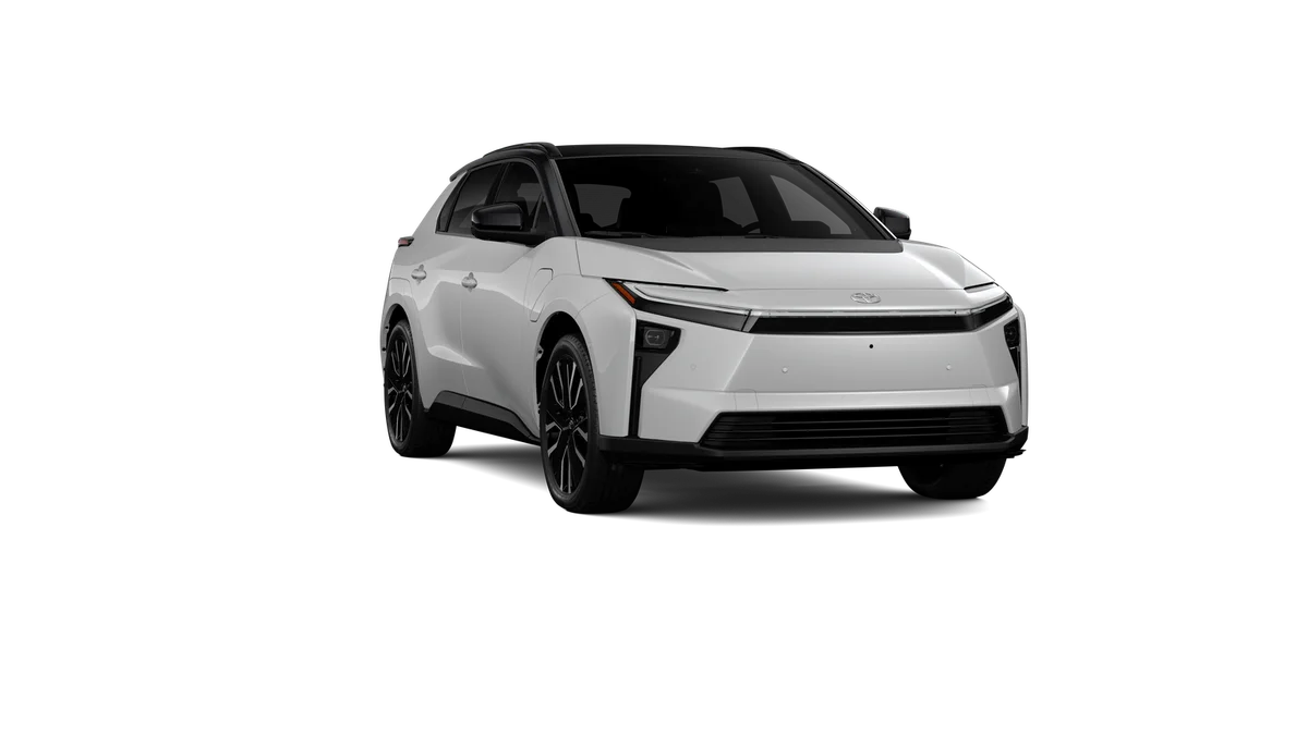 New 2027 Wind Chill Pearl with Midnight Black Metallic roof Toyota Limited image 16