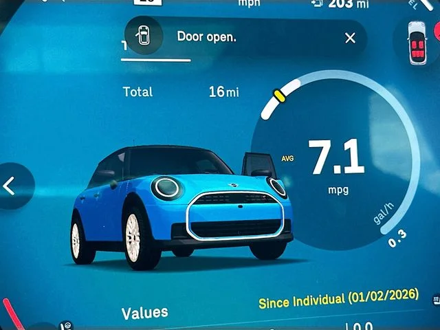 New 2026 Blue MINI Iconic image 9