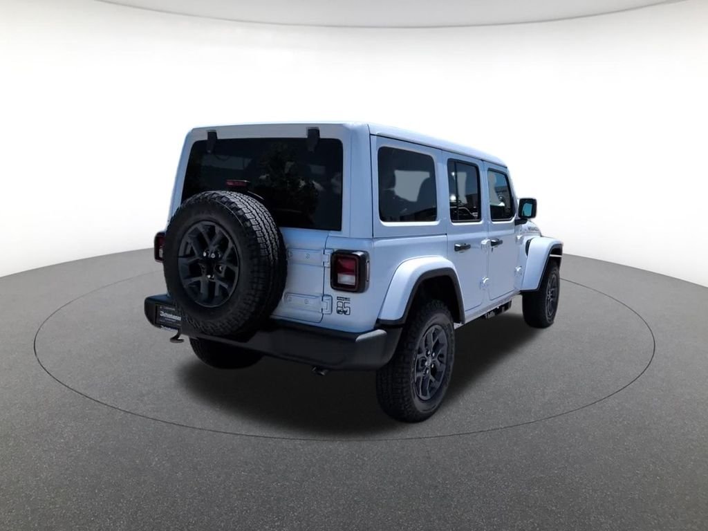 New 2026 Bright White Clear-Coat Exterior Paint Jeep  image 7