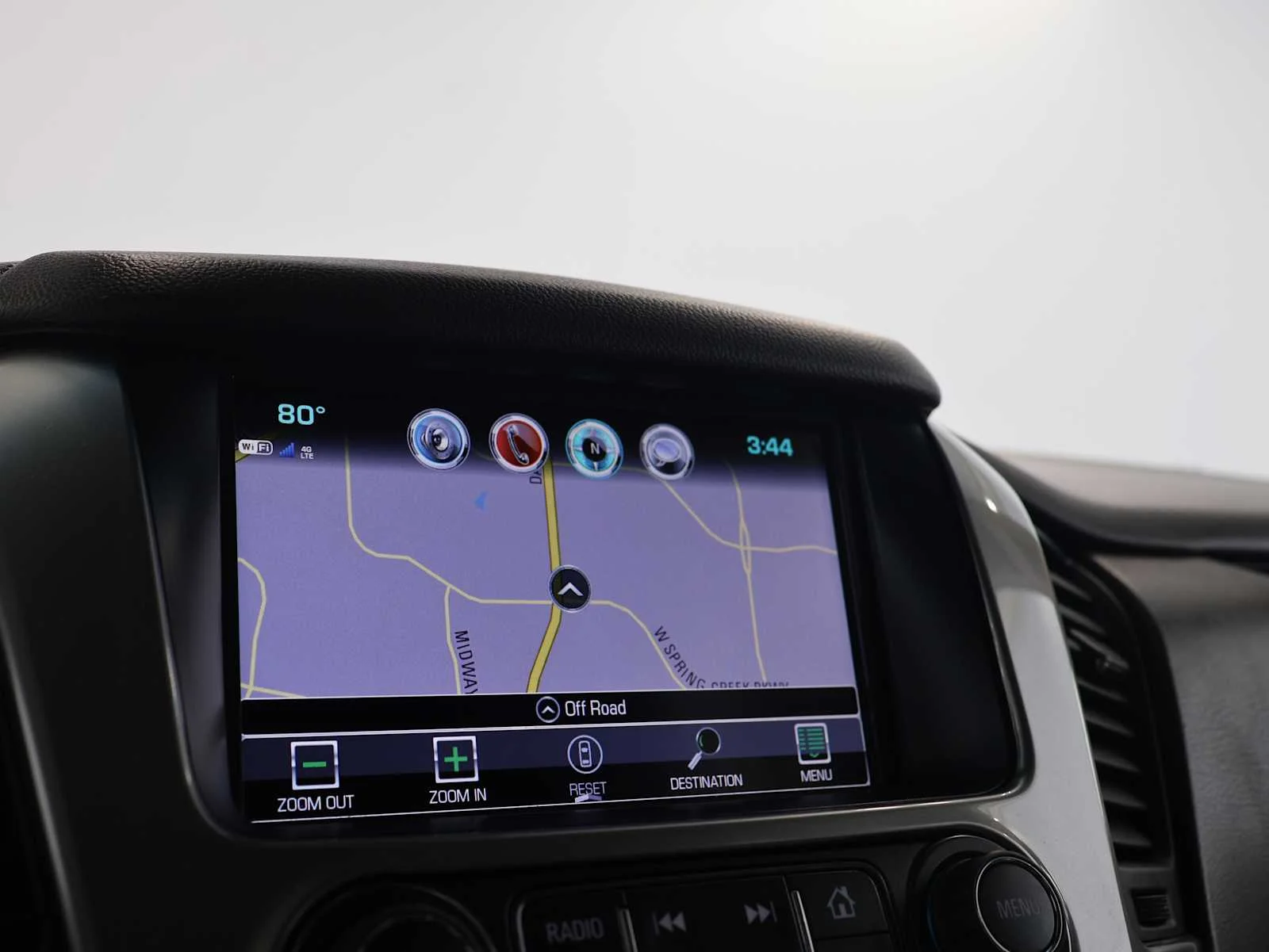Used 2018 Summit White Chevrolet Premier image 17