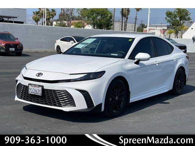 2025 Toyota Camry Hybrid SE