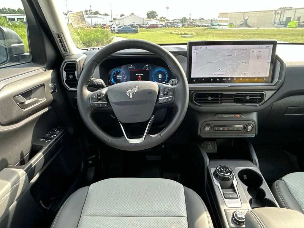 New 2026 Velocity Blue Metallic Ford Badlands® image 22