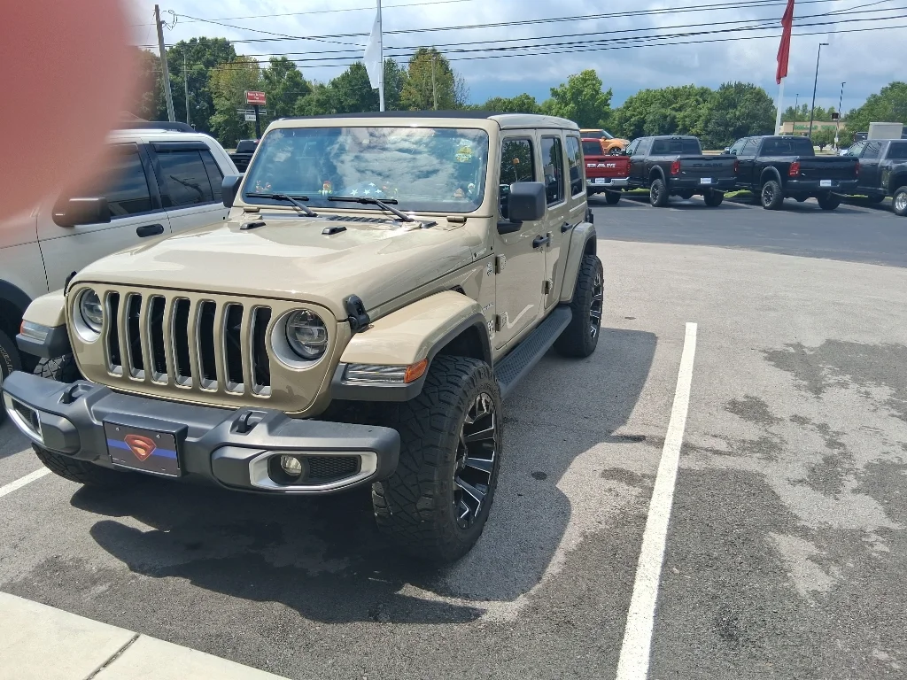 Used 2022 Limited Edition Gobi Clearcoat Jeep Unlimited Sahara image 1