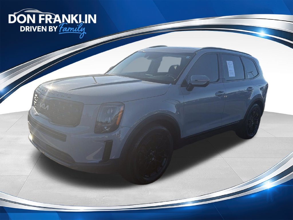Used 2022 Gray Kia EX image 1