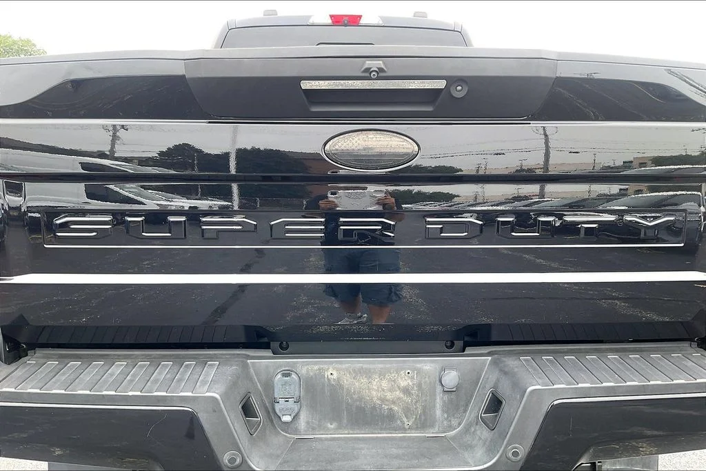 Used 2021 Black Ford Lariat image 31