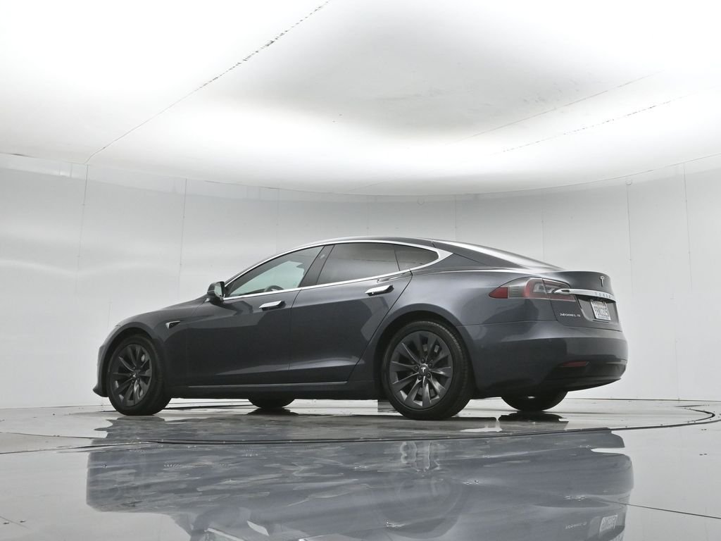 Used 2018 Tesla Model S 75D with VIN 5YJSA1E21JF277474 for sale in Buena Park, CA