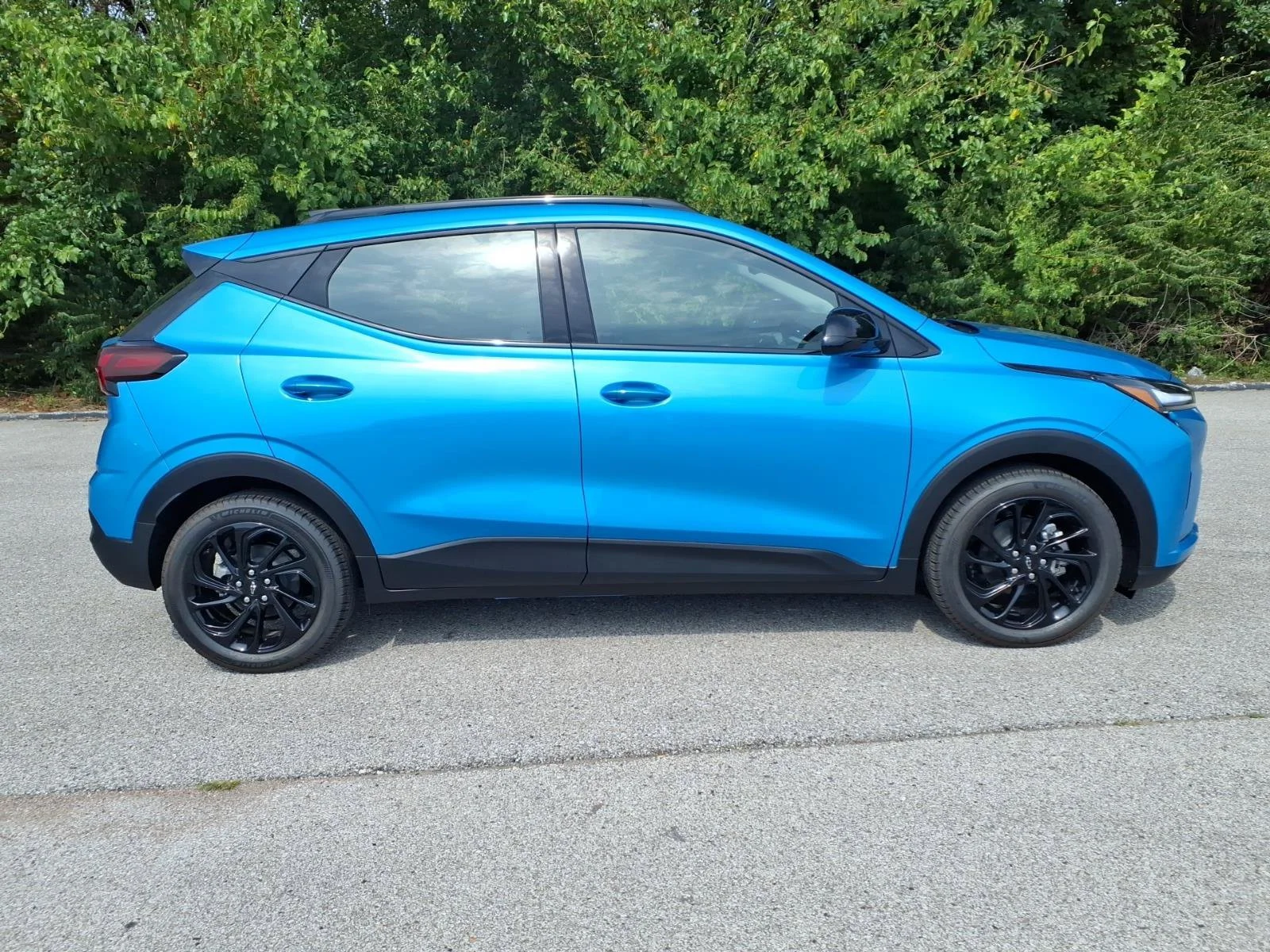 New 2027 Marina Blue Metallic Chevrolet RS image 16