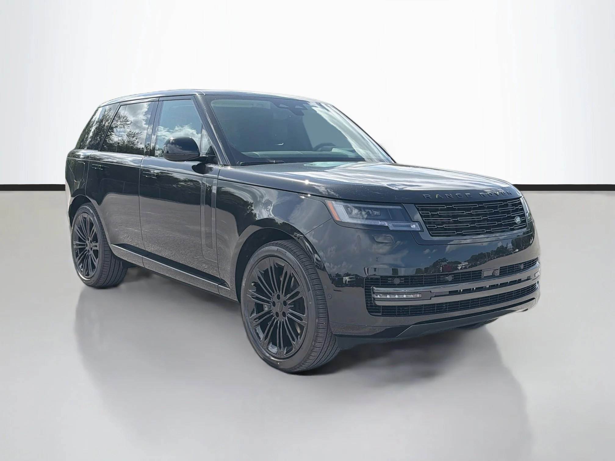 New 2026 Santorini Black Land Rover SE image 7