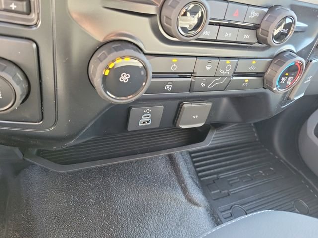 New 2026 Oxford White Ford F-550® XL image 8