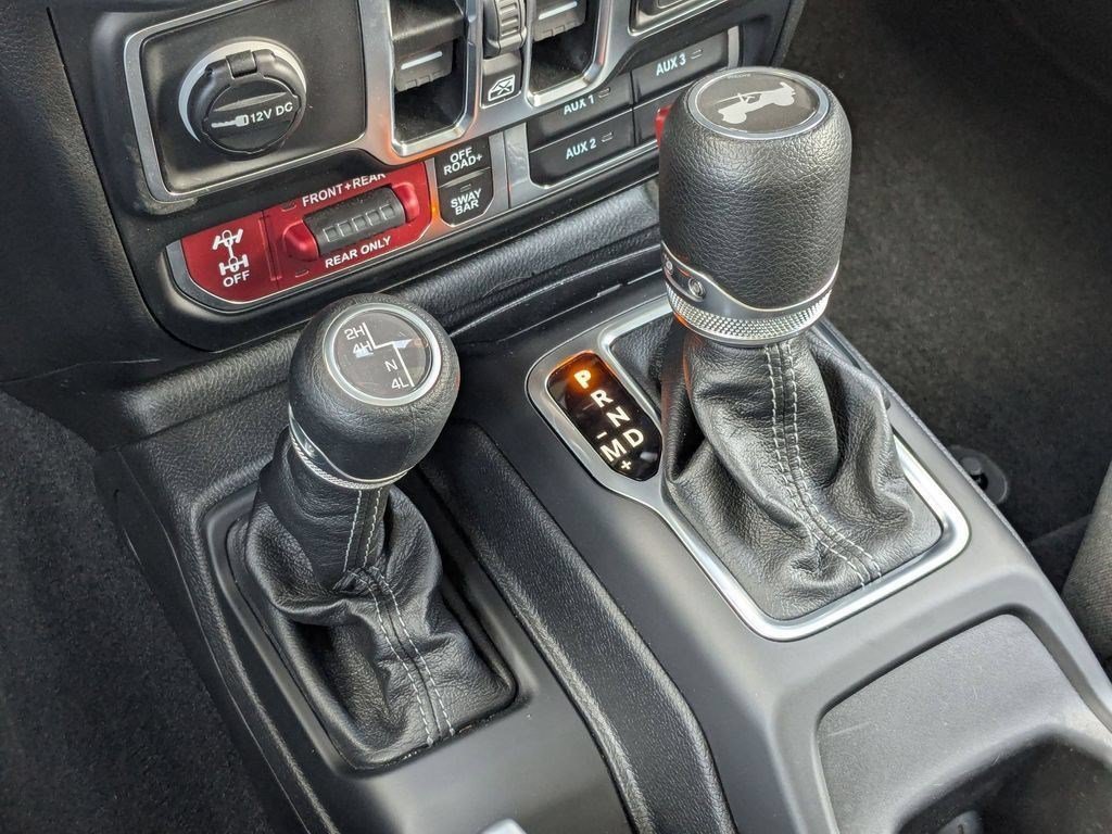Used 2025 Mojito Clearcoat Jeep Rubicon image 23