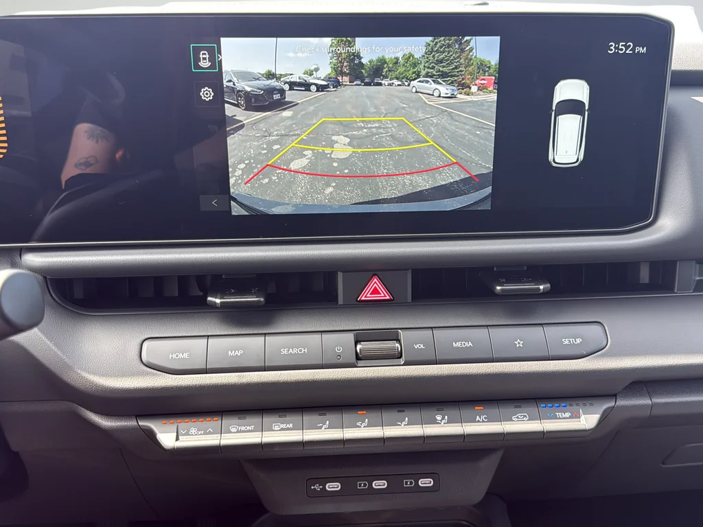 New 2027 Frost Blue / Black Roof Kia X-Line S image 19