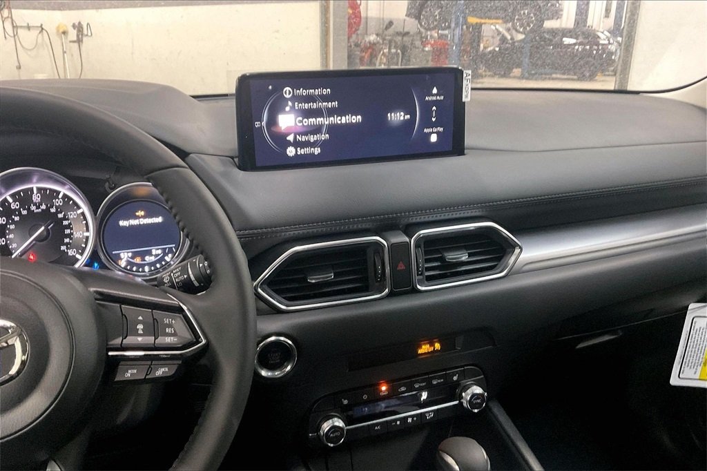 2025 MAZDA CX-5 - Image 5