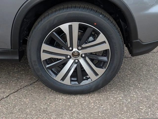 New 2026 Mercury Gray Metallic Mitsubishi 2.0 ES image 3