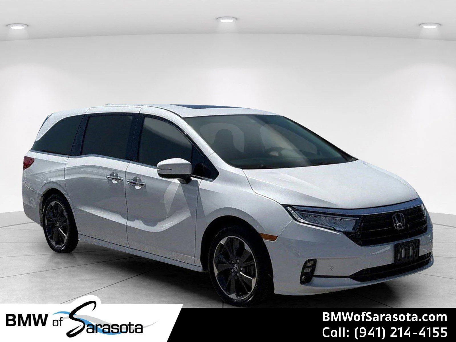 2022 Honda Odyssey Elite's photo