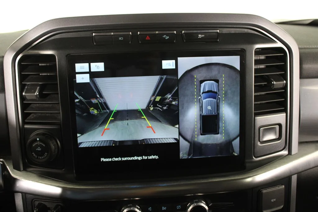 Used 2022 Gray Ford Lariat image 30
