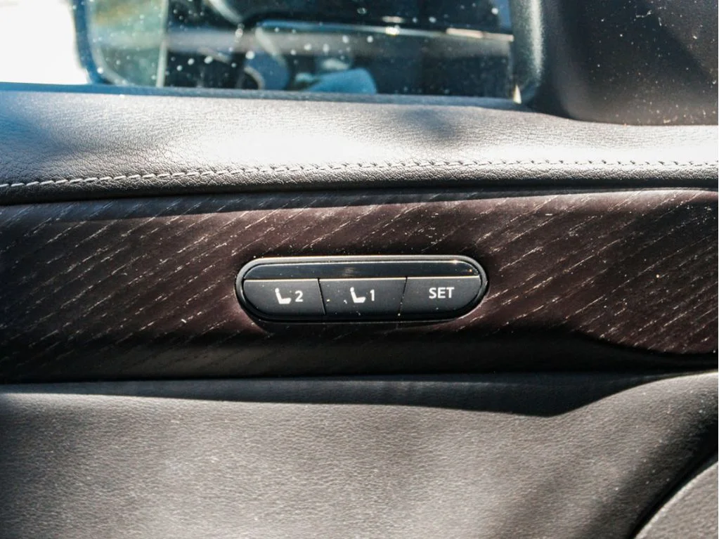 Used 2024 Mineral Black INFINITI SENSORY image 10