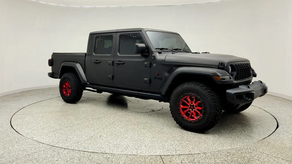 Used 2024 Black Clearcoat Jeep Willys 4x4 w/ Black Freedom Top & Trac-Lok Axle image 3