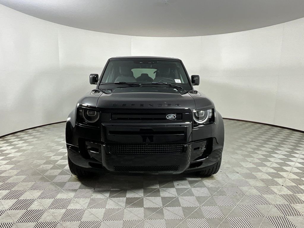 2026 Land Rover Defender X-Dynamic SE - Photo 8