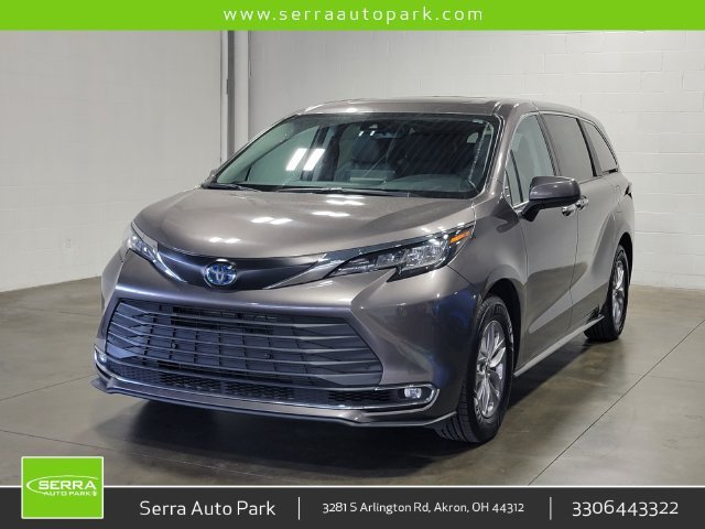 2022 Toyota Sienna XLE