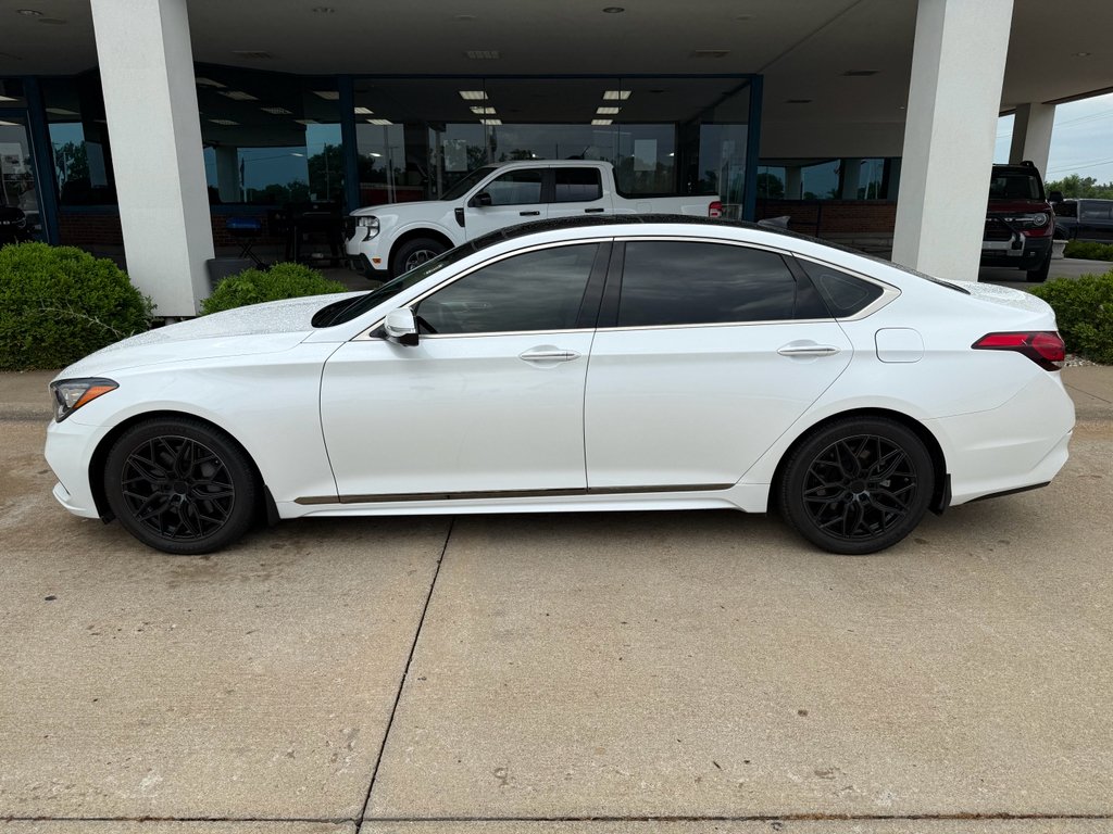 Used 2020 Uyuni White Genesis 3.8L image 4