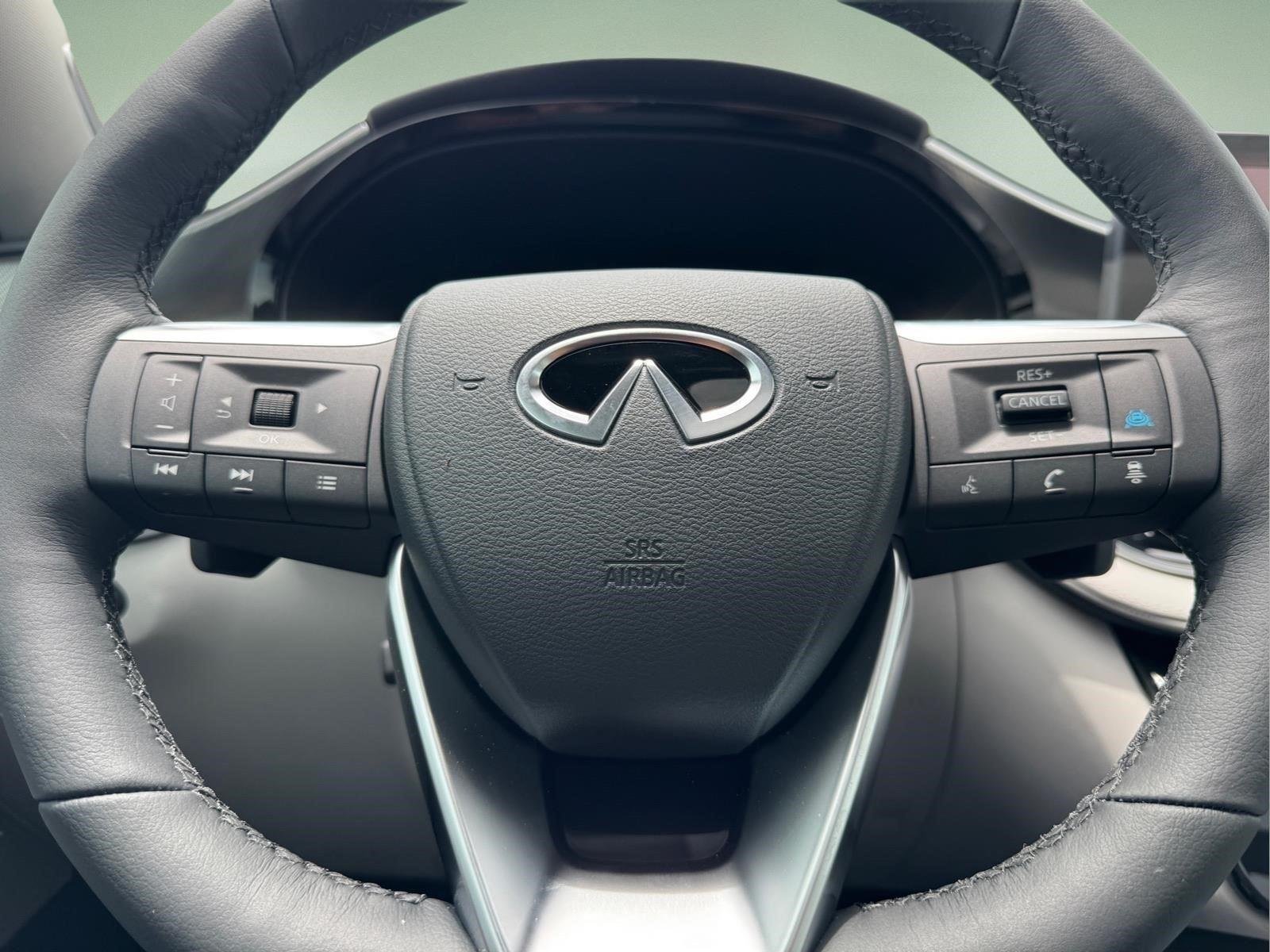 New 2027 RADIANT WHITE INFINITI Luxe AWD image 22