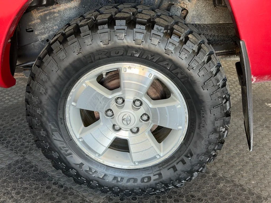 Used 2014 Barcelona Red Metallic Toyota Base image 11