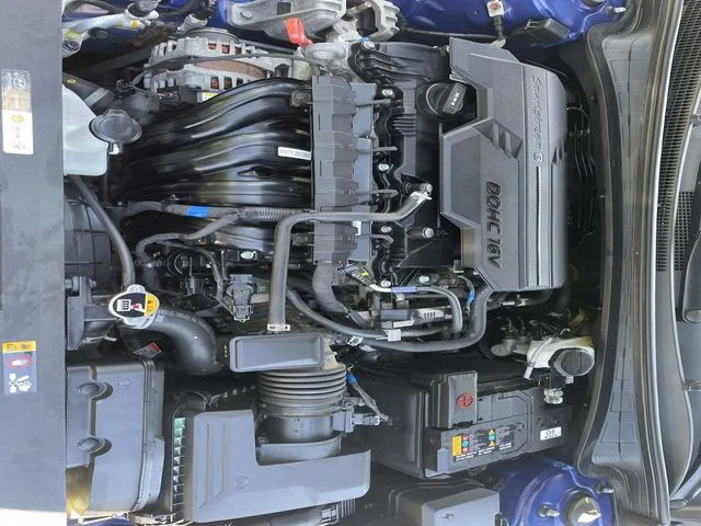 Used 2023 Blue Hyundai SEL image 12