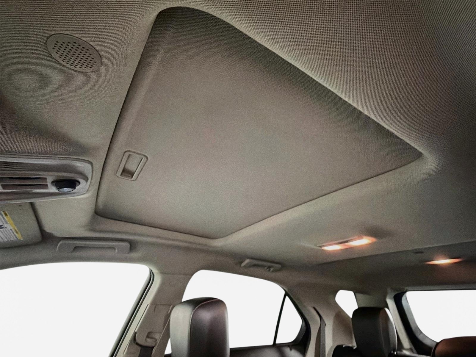 Used 2015 White Diamond Pearl Chevrolet LTZ image 13