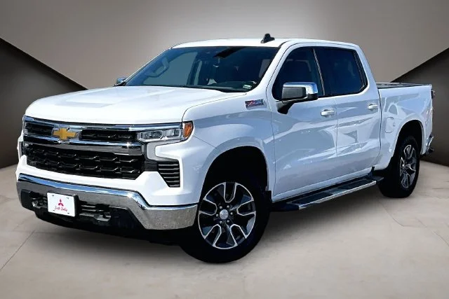 Used 2024 White Chevrolet LT image 1