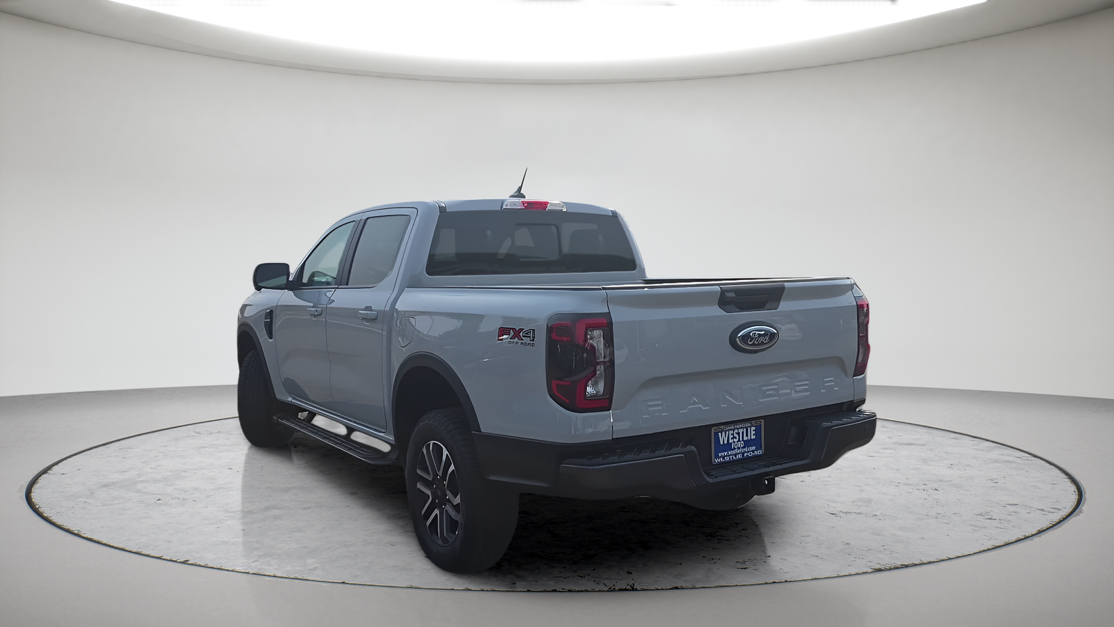 New 2026 Avalanche Ford Lariat® image 9