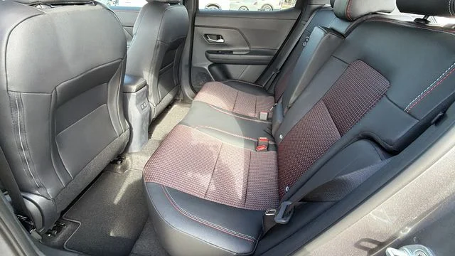 2026 Nissan KICKS SR AWD - Photo 15