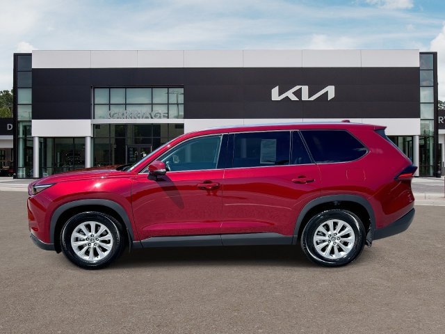 Used 2026 Red Toyota XLE image 5