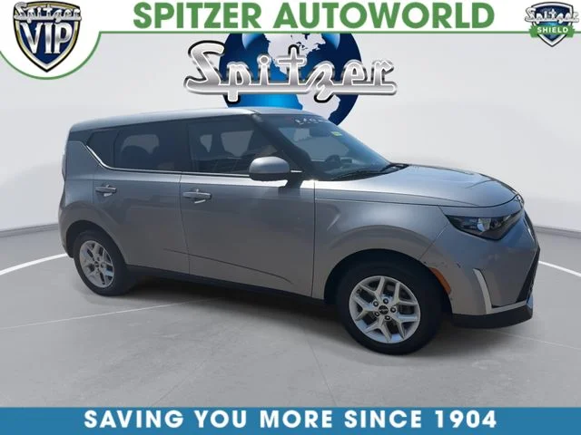 Certified Used 2023 Gray Kia LX image 10