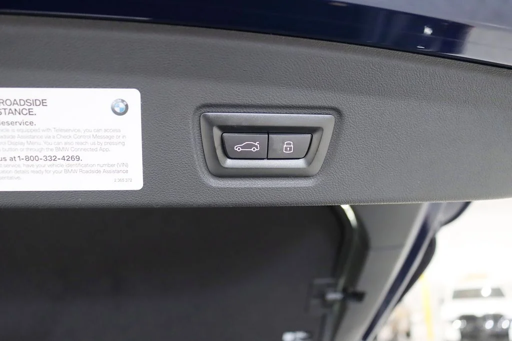 Used 2023 Blue BMW M50 image 39