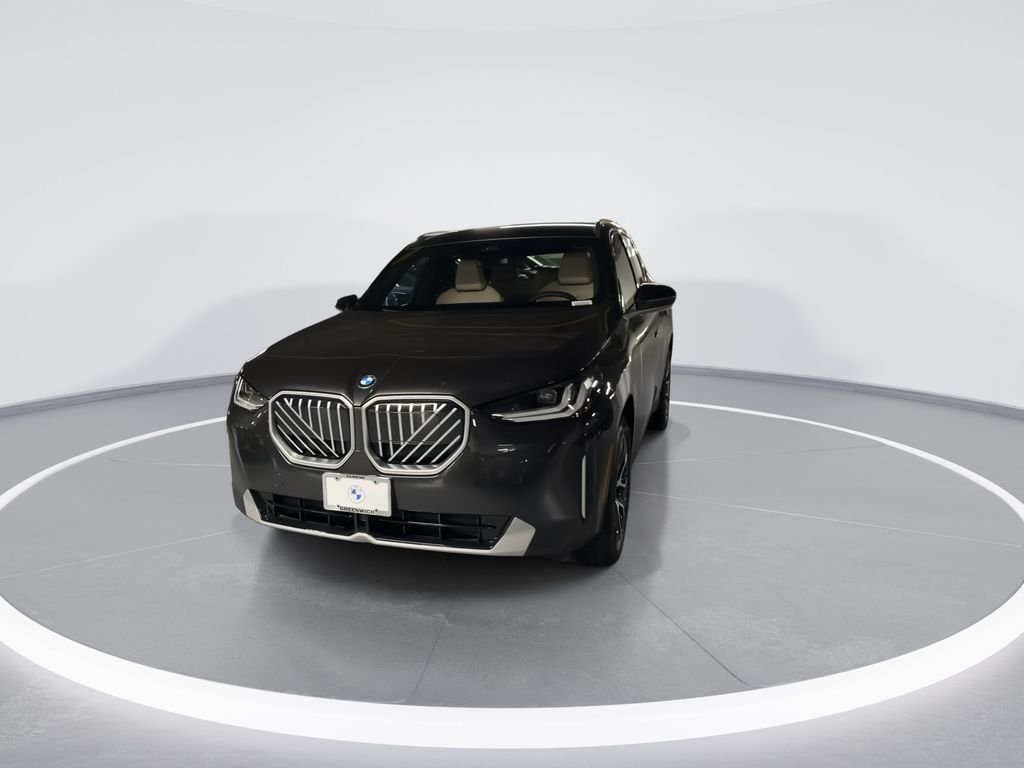 Used 2026 Dark Graphite BMW 30 xDrive image 3