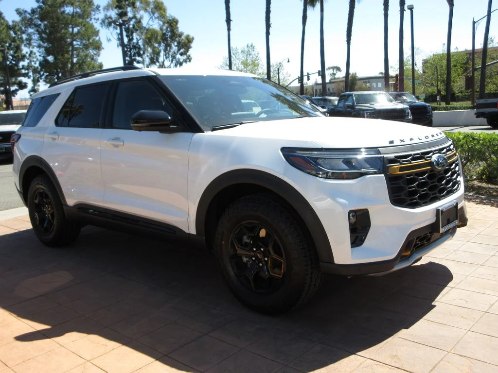 2026 Ford Explorer Tremor - Photo 6