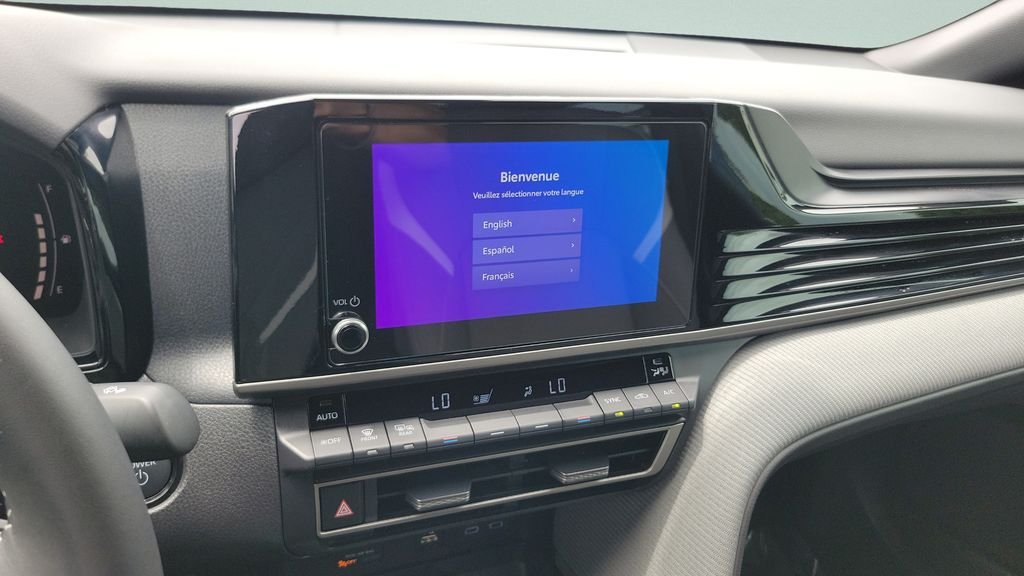 Certified Used 2025  Toyota SE image 14