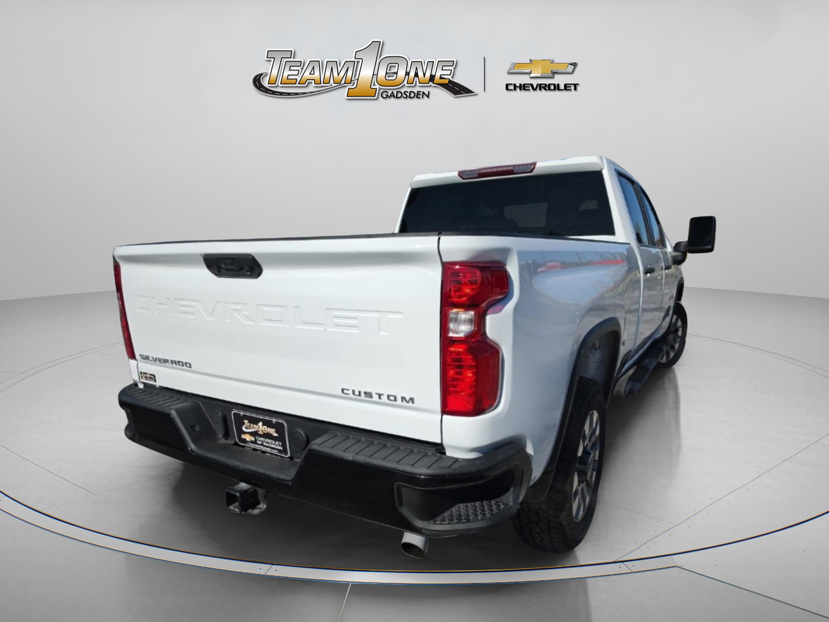 Used 2023 Summit White Chevrolet Custom image 6