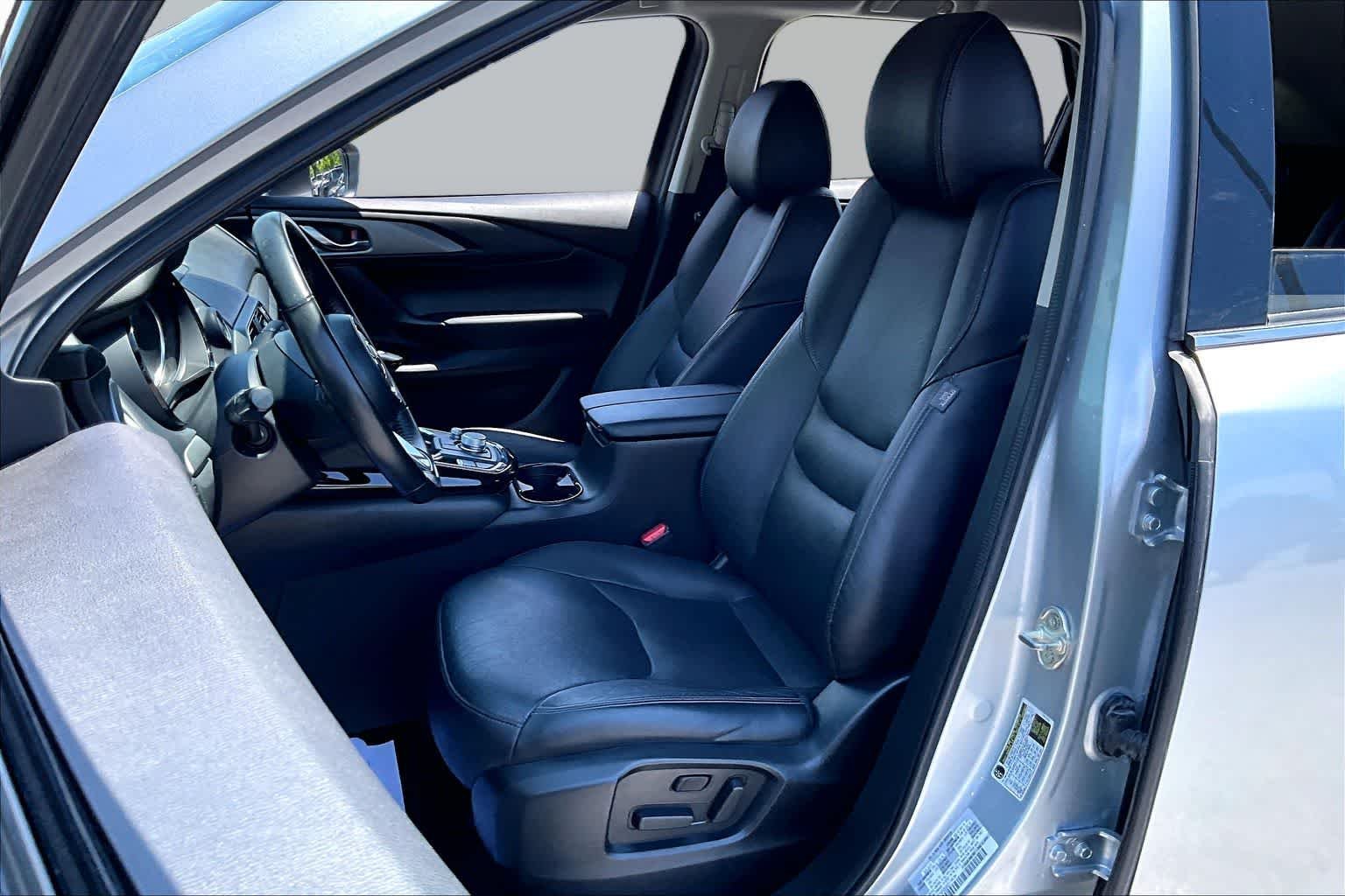 Used 2023 Sonic Silver Metallic Mazda Touring image 8