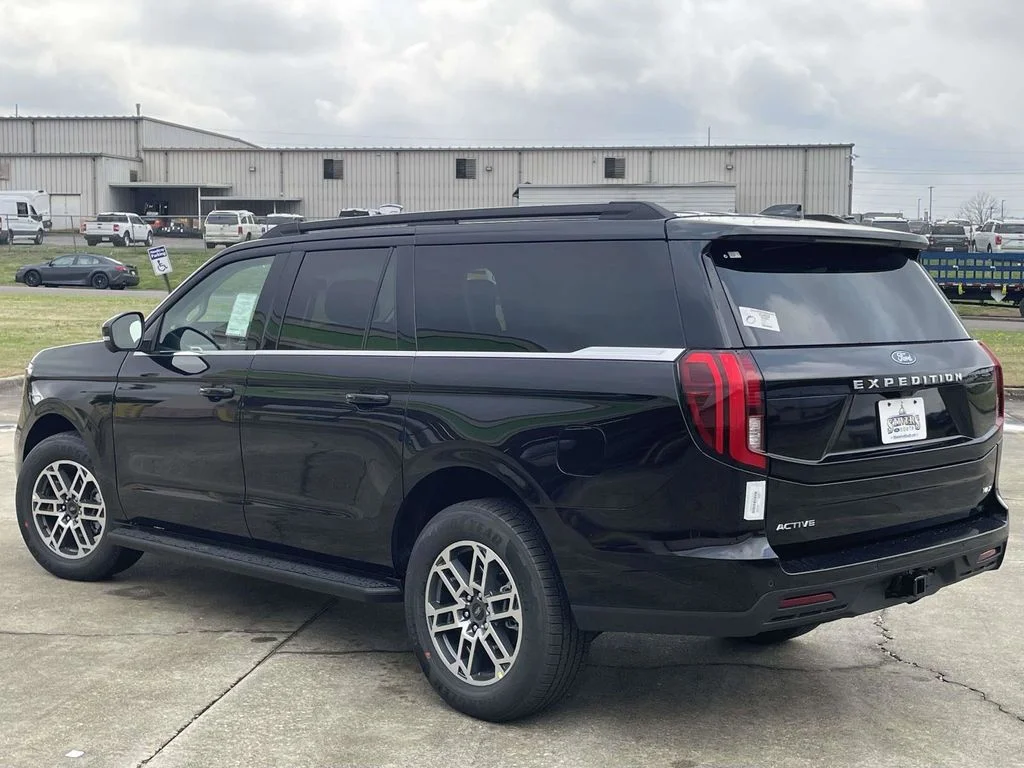 New 2026 Agate Black Metallic Ford Active image 5