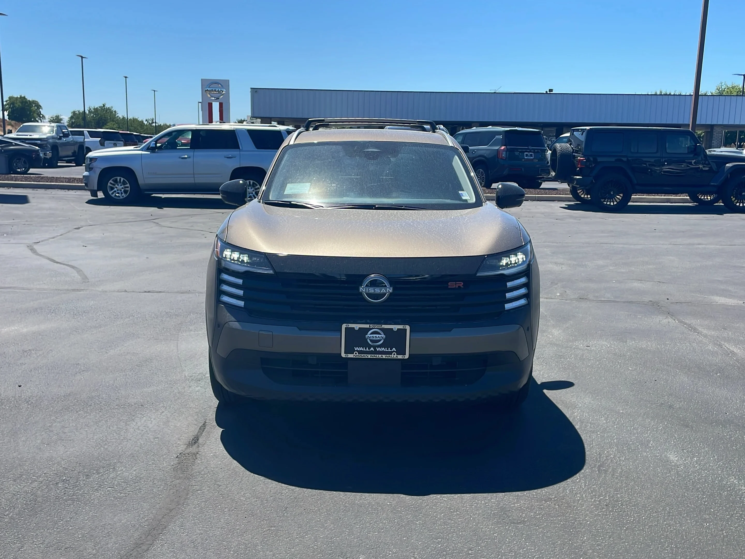 New 2026 Canyon Bronze Metallic Nissan SR image 2