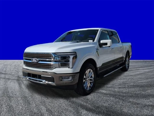 New 2026 Star White Metallic Tri-Coat Ford King Ranch® image 8