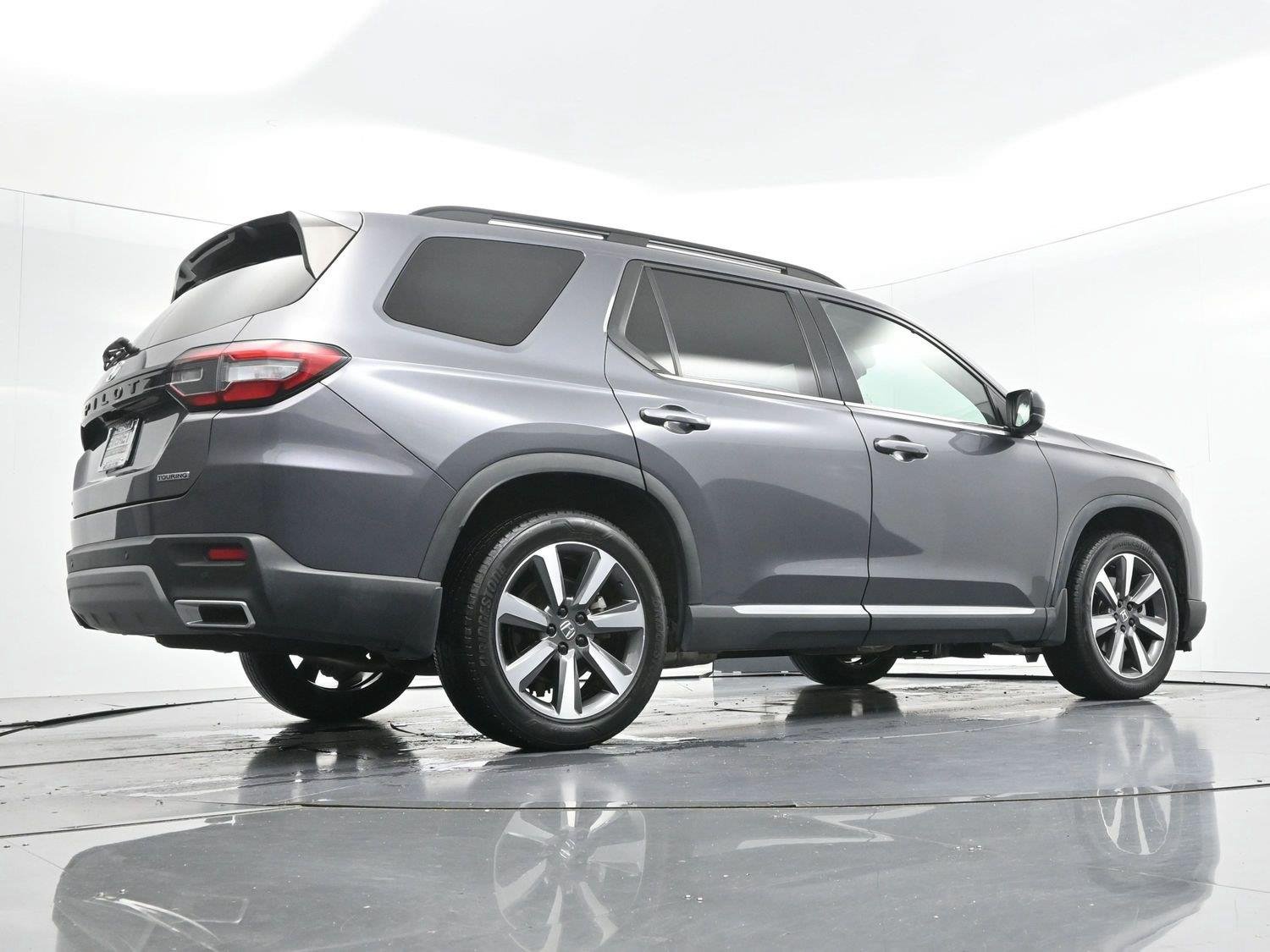 Used 2024 Gray Honda Touring image 55