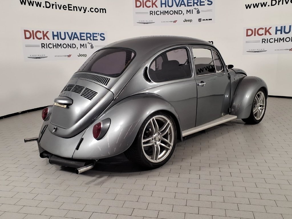 Used 1973  Volkswagen  image 4
