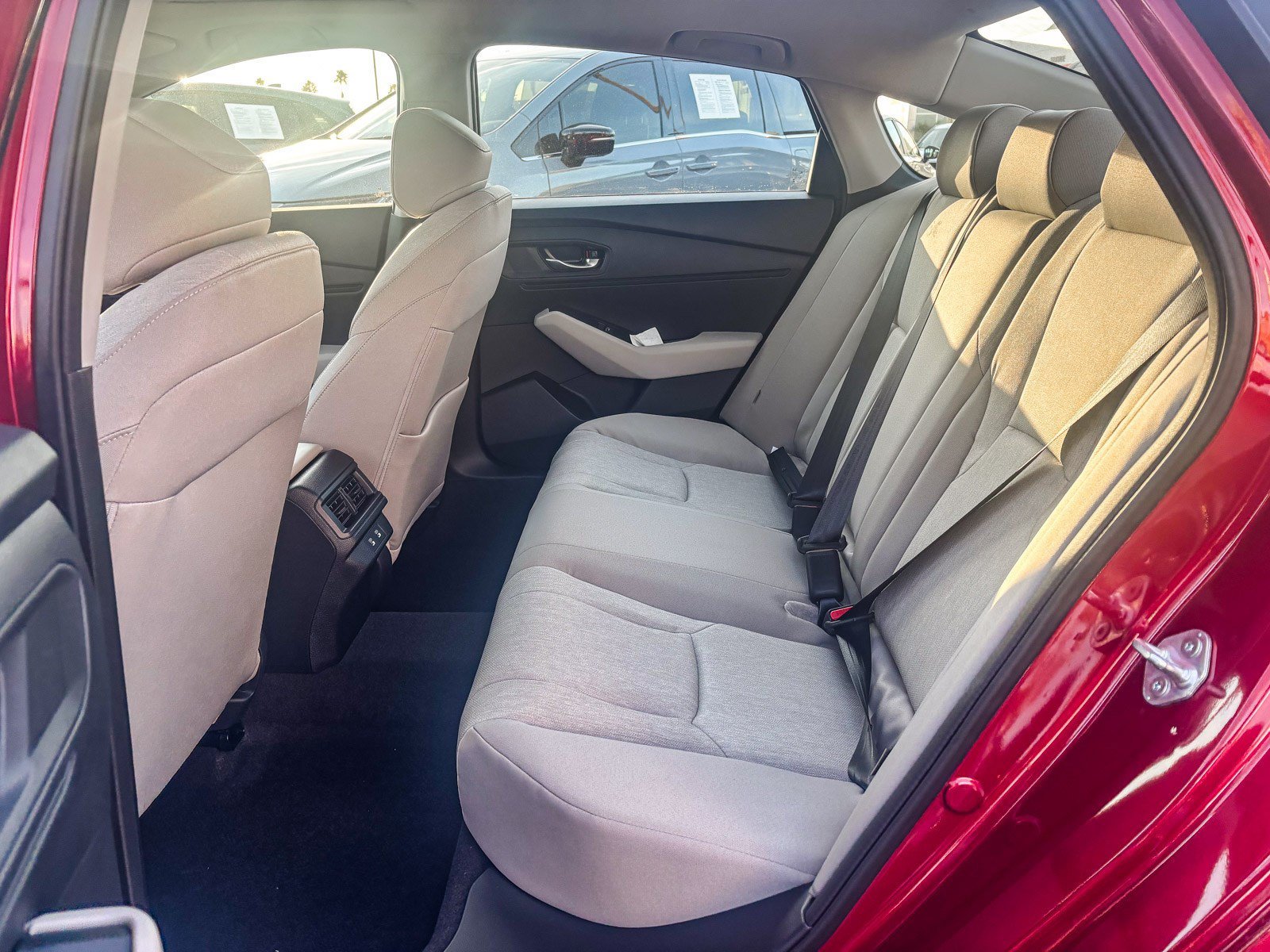 New 2026 Platinum White Pearl Honda SE image 20
