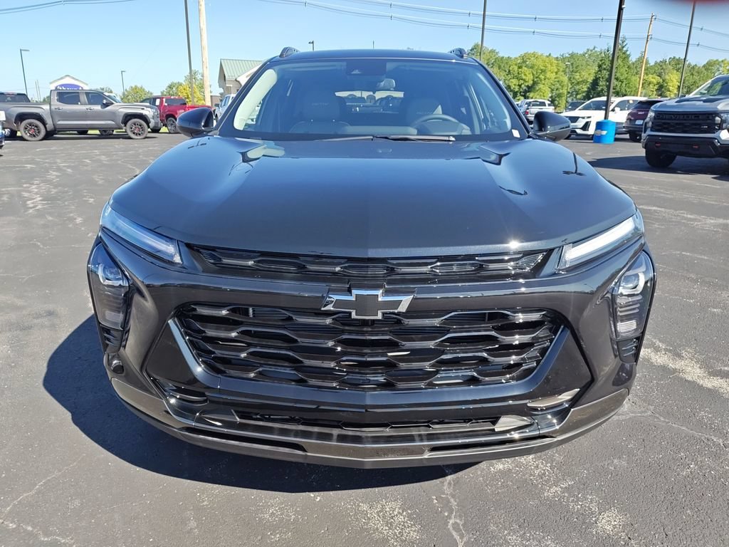 New 2026 Mosaic Black Metallic Chevrolet ACTIV image 8