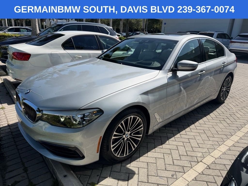 2019 BMW 5 Series 530i Sedan's photo
