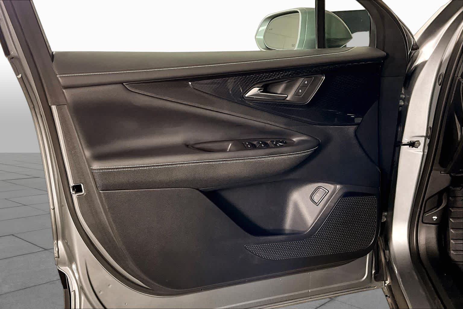 2024 Chevrolet Blazer EV LT - Photo 19