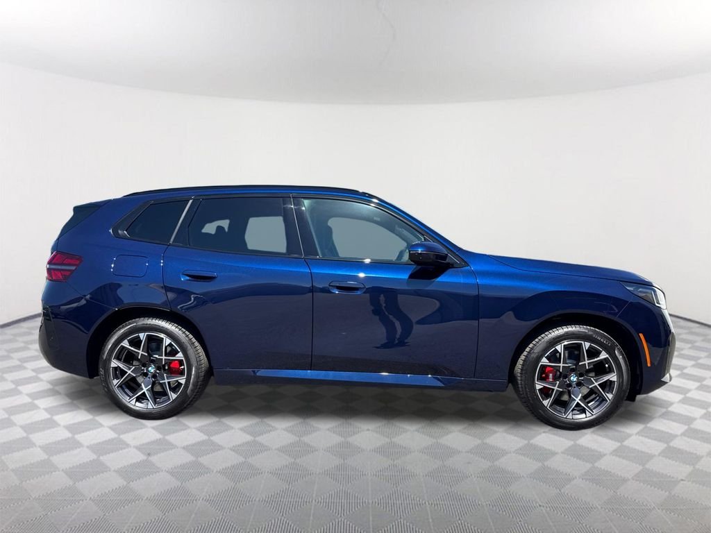 New 2026 Tanzanite Blue II Metallic BMW 30 xDrive image 3